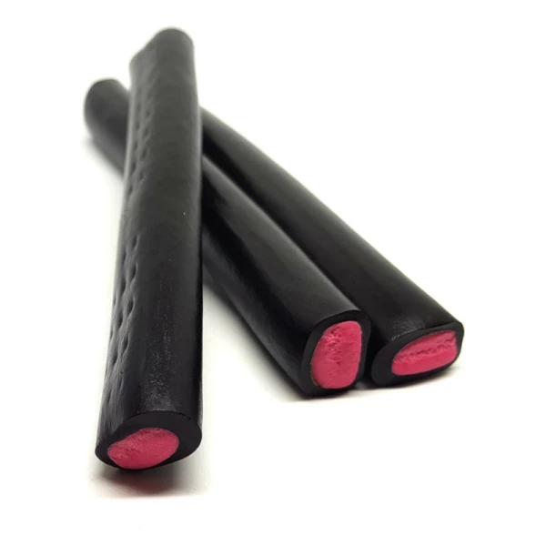 Stick di Liquirizia Ripiena Fragola 16 cm min. 500 g