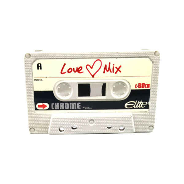 Latta musicassetta Love Mix