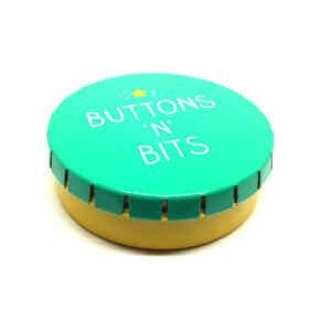 Mini latta tonda tascabile click clak Buttons 'n' Bits Happy Jackson