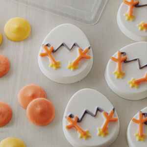 Wilton Stampo in Plastica Pulcino che Cova Candy