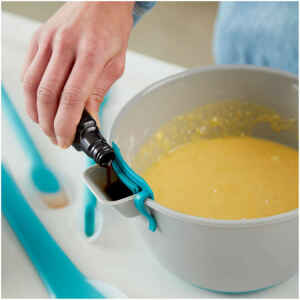 Versa - Tools Ciotola Per Misurare e Versare 20 cm Wilton