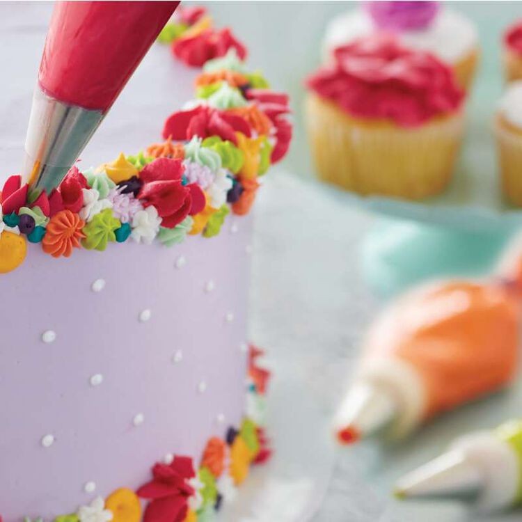 Set Decorativo Ultimate Cassetta 263 pz Wilton