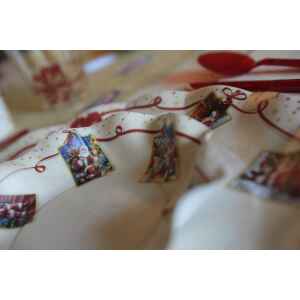 Piatti Fondi di Carta a Petalo Natale Greetings 18,5 cm Extra