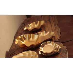 Vassoio Rettangolare di Carta a Petalo Oro Metallizzato 46 x 31 cm 1 Pz